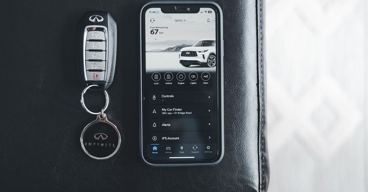 BMW car key fob — Maple Guard Locksmith Hamilton