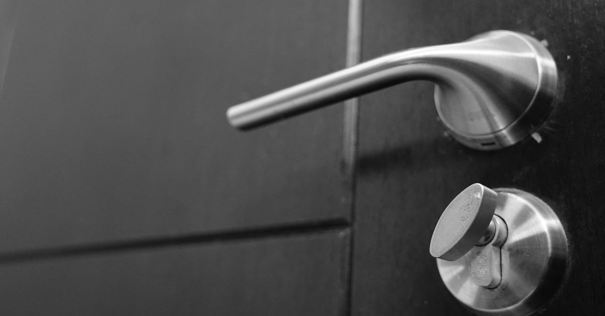 What Our Business Lockout Service Actually Covers — Maple Guard Locksmith Hamilton